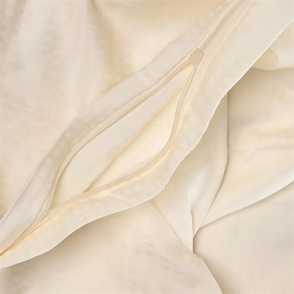lejesoldat Intim indlysende Sengetøj Blocks Creme 240x220 cm - Kvalitets sengesæt