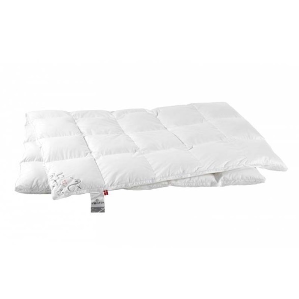 Ringsted Dun, Dyner - Twister - 890g moskusdun - lun/varm helårsdyne - 140x220 cm Billede af Ringsted Dun, Dyner - Twister - 890g moskusdun - lun/varm helårsdyne - 140x220 cm